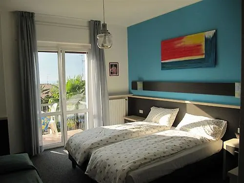 Hotel Carlo Brenzone sul Garda 0*,  Włochy